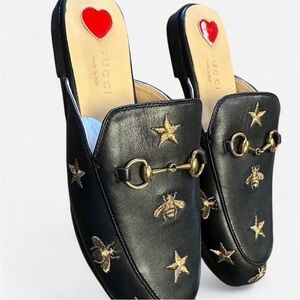 NWOT Gucci Black and Gold Embroidered Princetown Mules